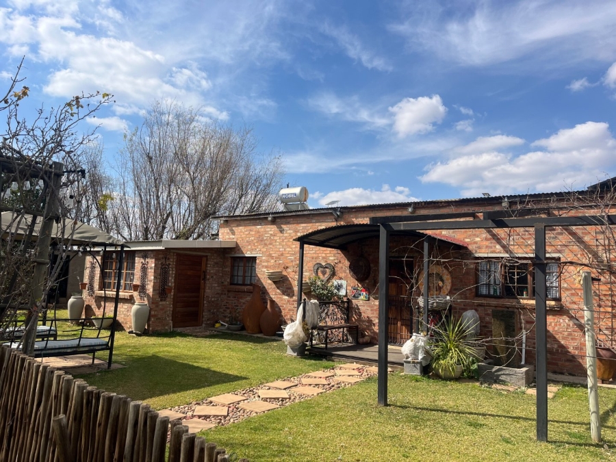 14 Bedroom Property for Sale in Vyfhoek A H North West